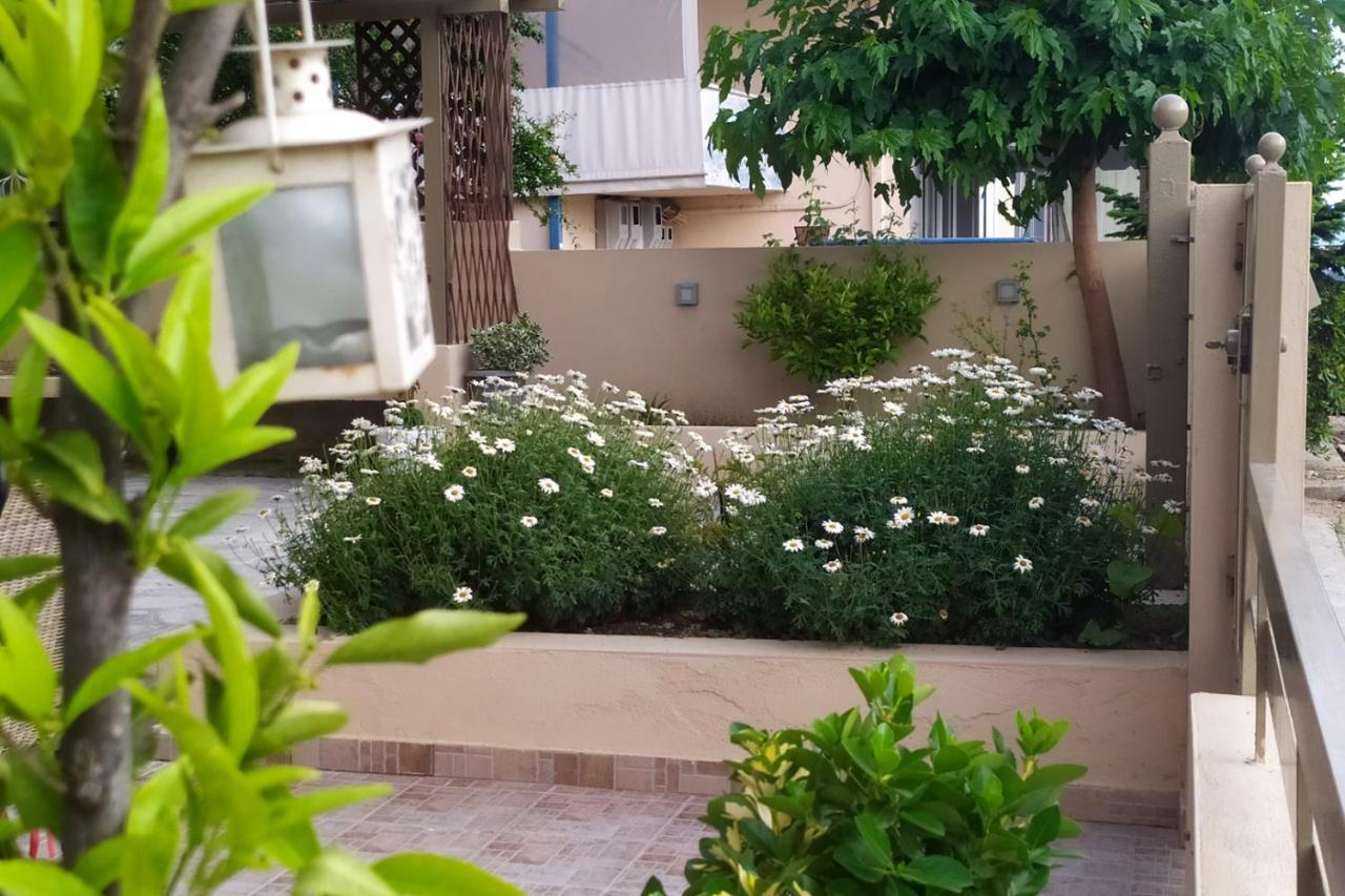 Ofrinio Central Apartments Bagian luar foto