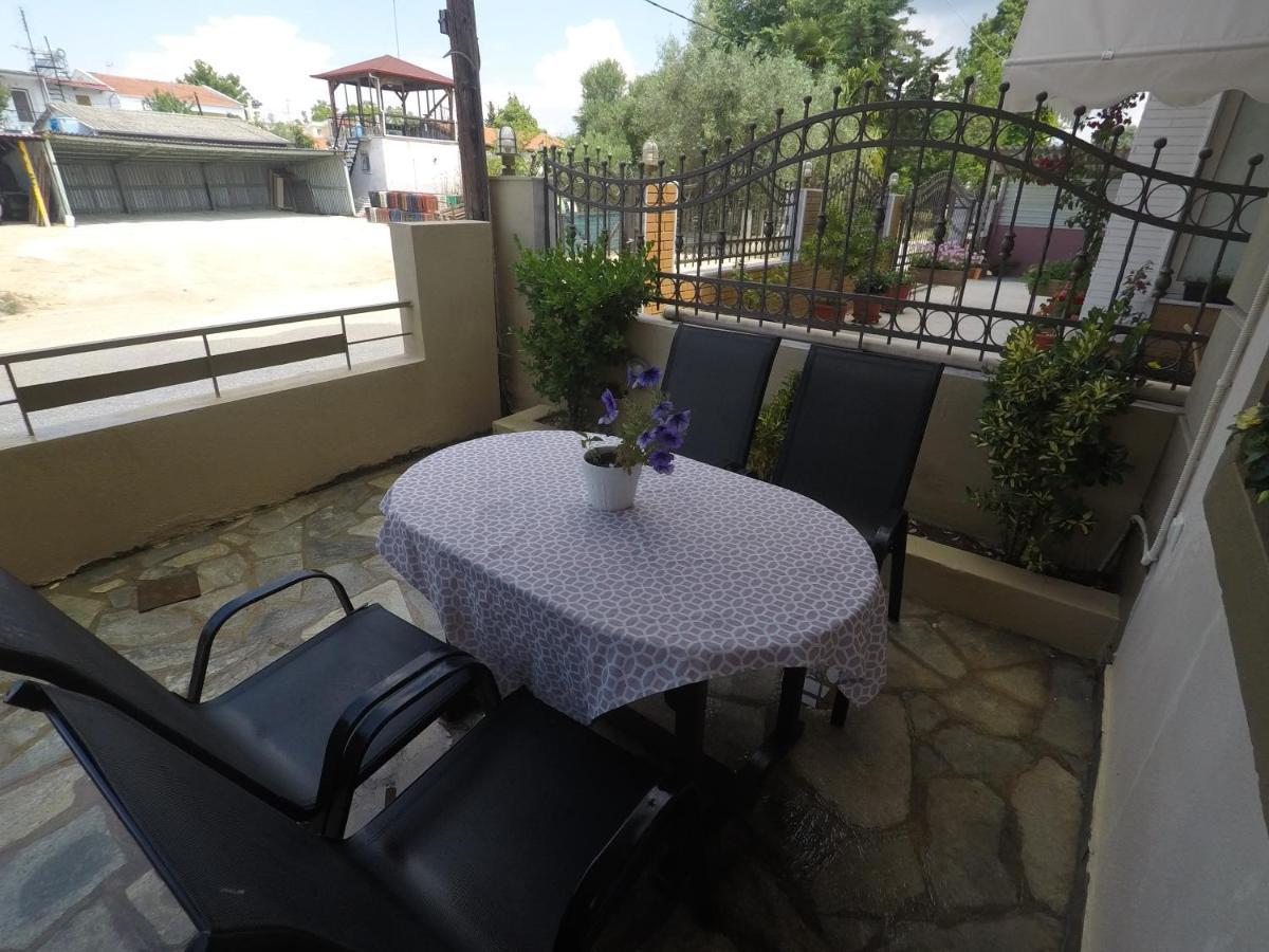 Ofrinio Central Apartments Bagian luar foto
